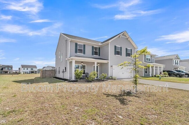 Building Photo - 451 Carrara Dr