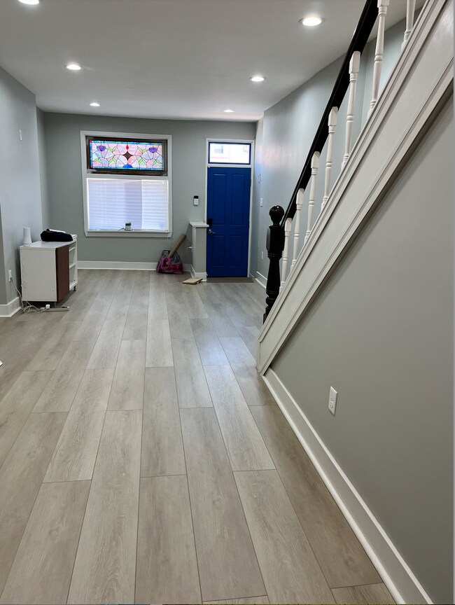 sala + comedor - 260 S Highland Ave