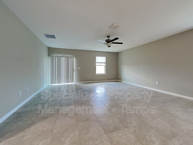 Foto del edificio - 5357 Night Tide Ln