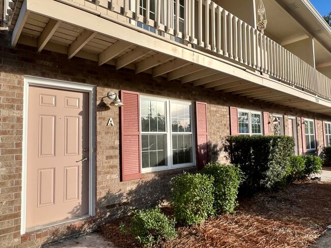 Facade - 274 Fleming Rd