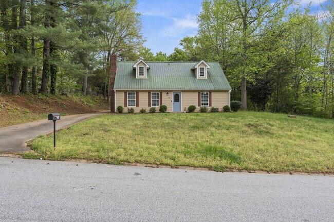 Building Photo - 4BR/2BA Piedmont Home with Flexible Layout + Detached Garage