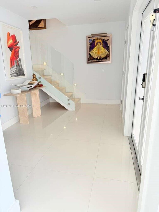 Foto del edificio - 9437 SW 145th Pl