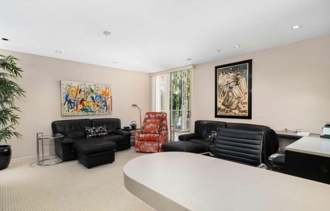 Foto del edificio - 1408 Tamarisk W St