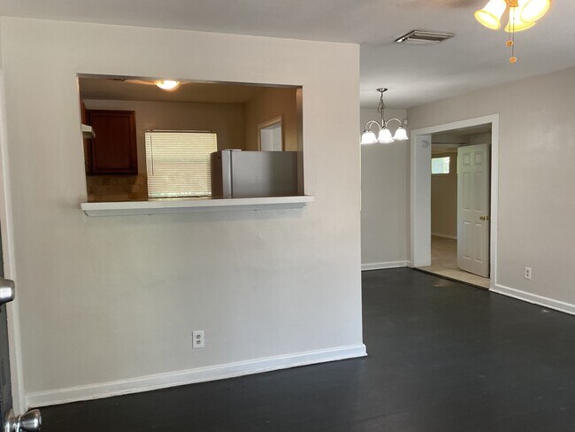 Foto del edificio - Charming 4 bedroom Home in Arlington for R...