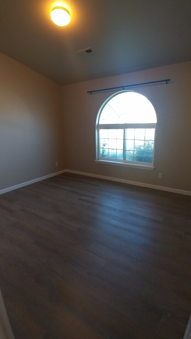 Foto del edificio - Stylish 3-Bedroom in Prime West Richland L...