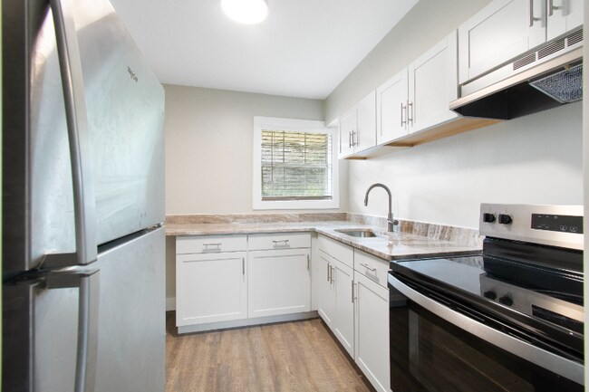 Foto del edificio - 4460 Old Mission Rd