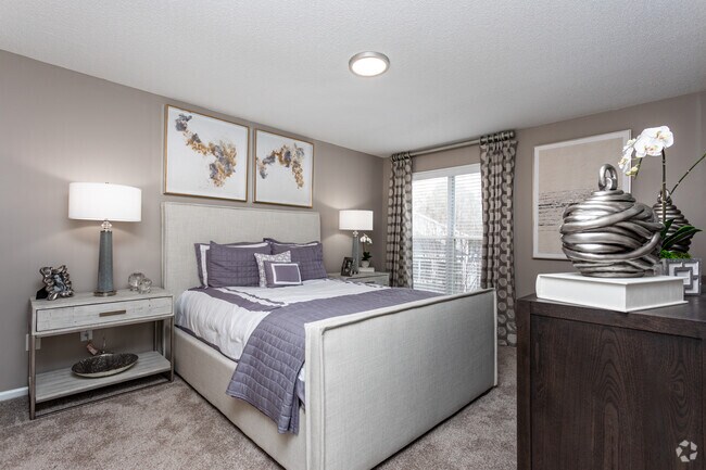 Interior Photo - Montrose Berkeley Lake