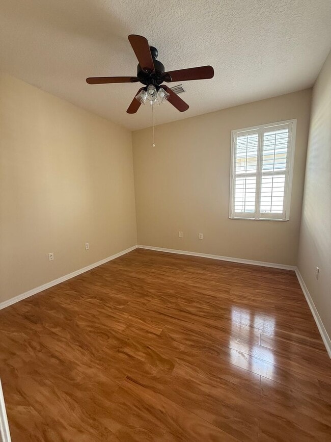 Building Photo - Single Family Home in Gated PSL Community
