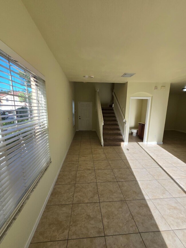 Foto del edificio - 4701 Cohune Palm Ct