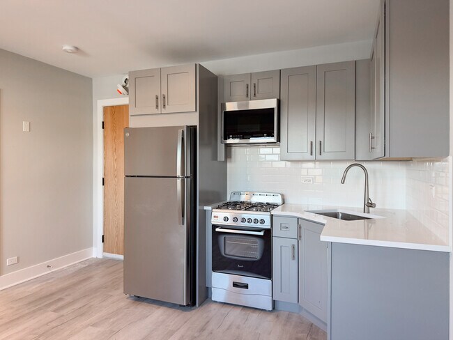 Foto del edificio - 378 Hazel Ave