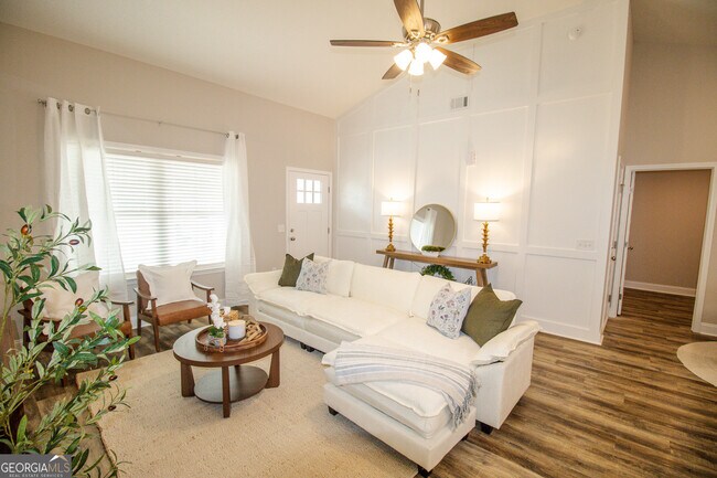 Foto del edificio - 116 Woodsedge Dr
