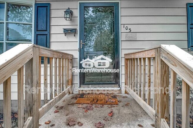 Building Photo - 103 N Spruce Ave