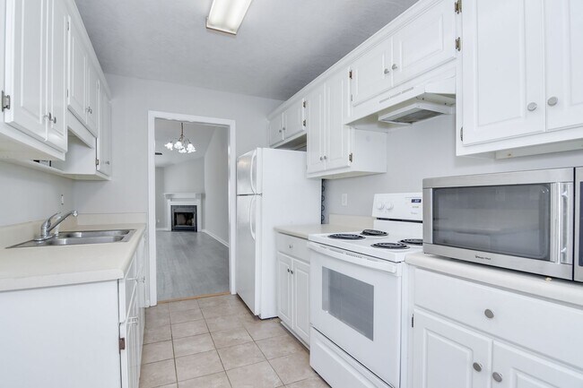 Foto del edificio - 2 Bedroom 2 Bath Townhouse - Near Doctors ...