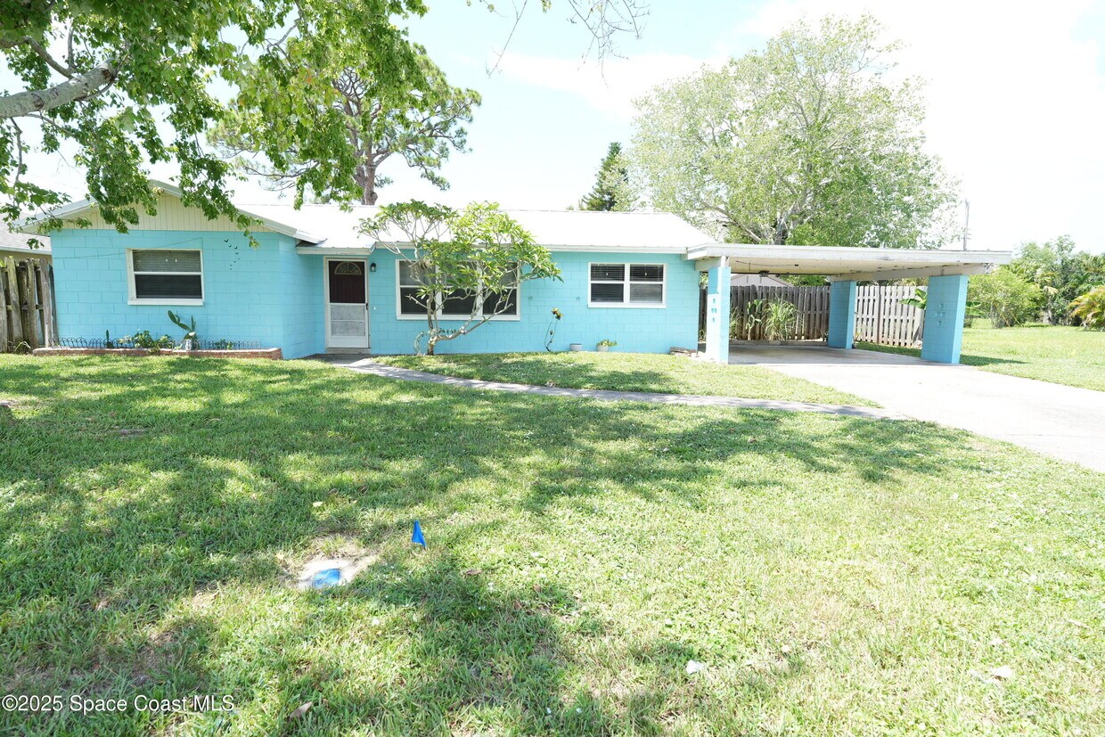Foto principal - 2937 Matthew Dr