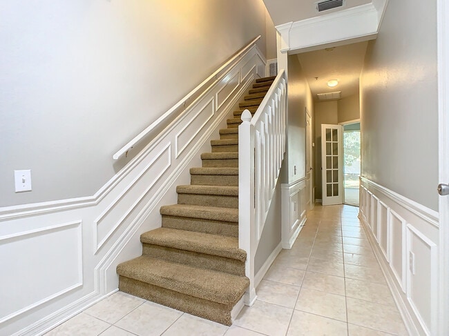 Building Photo - 5609 Gaspar Oaks Dr