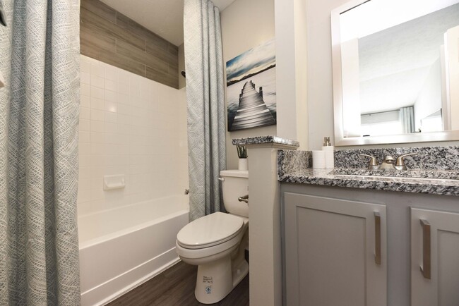 Interior Photo - Loch Haven