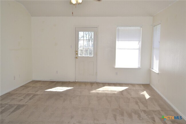 Foto del edificio - 2308 Tracey Ann Ln