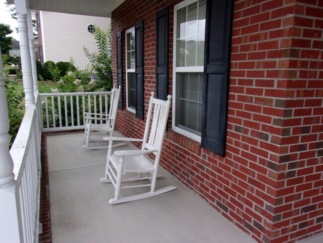 Foto del edificio - 1095 Magnolia Dr