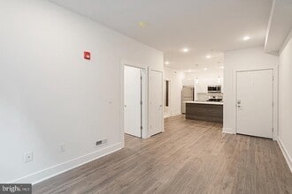 Building Photo - 2623 Christian St