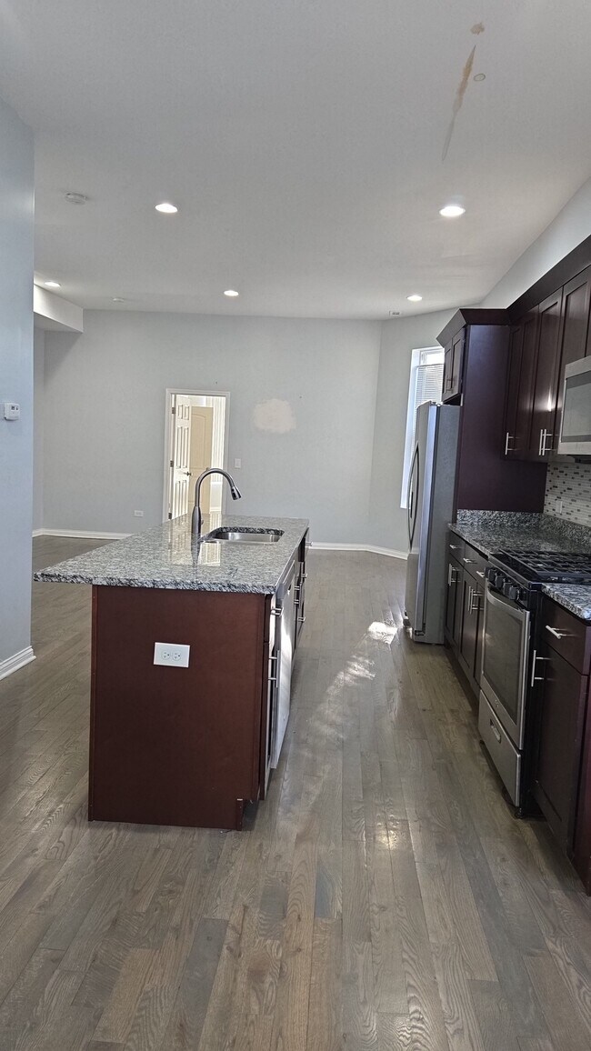 Foto del edificio - 3829 S Wabash Ave