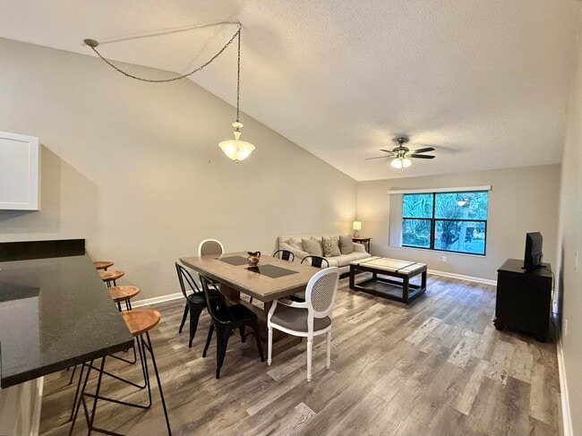 Building Photo - 12969 Pennypacker Trail