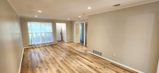 Foto del edificio - 7473 Walling Ln
