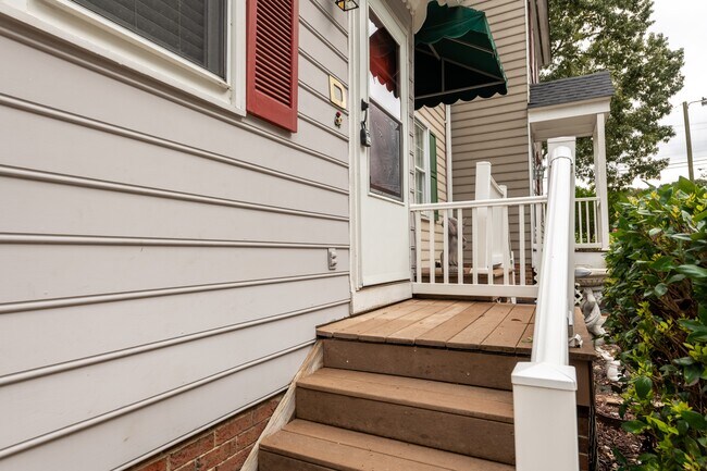 Foto del edificio - 1022 S Main St