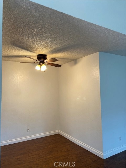 Building Photo - 3160 E Palm Dr