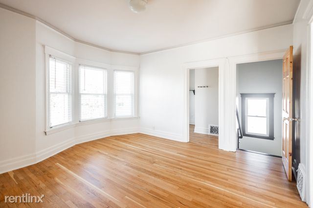 Building Photo - 2 br, 1 bath Duplex - 7372 Cameron St