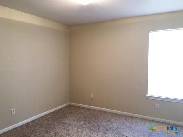 Foto del edificio - 500 Deloris Dr