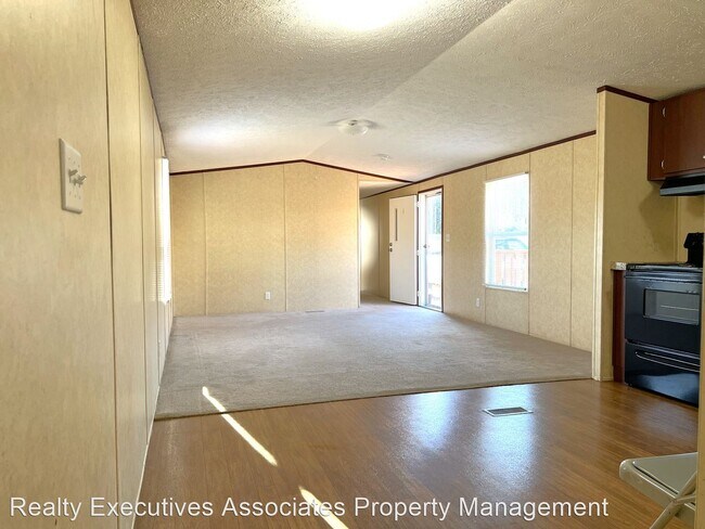 Foto del edificio - 3 br, 2 bath House - 3334 Clear Springs Way