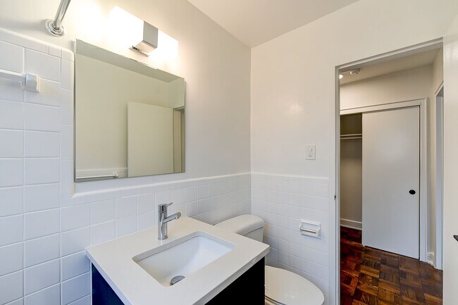 Interior Photo - Pinnacle Apartments