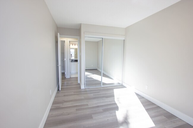 Photo du bâtiment - Windsor Estates