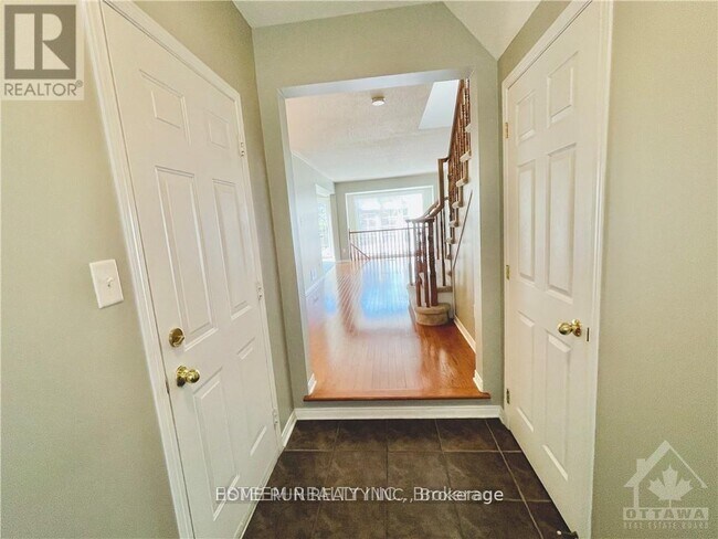 Building Photo - 125 Braddock Private