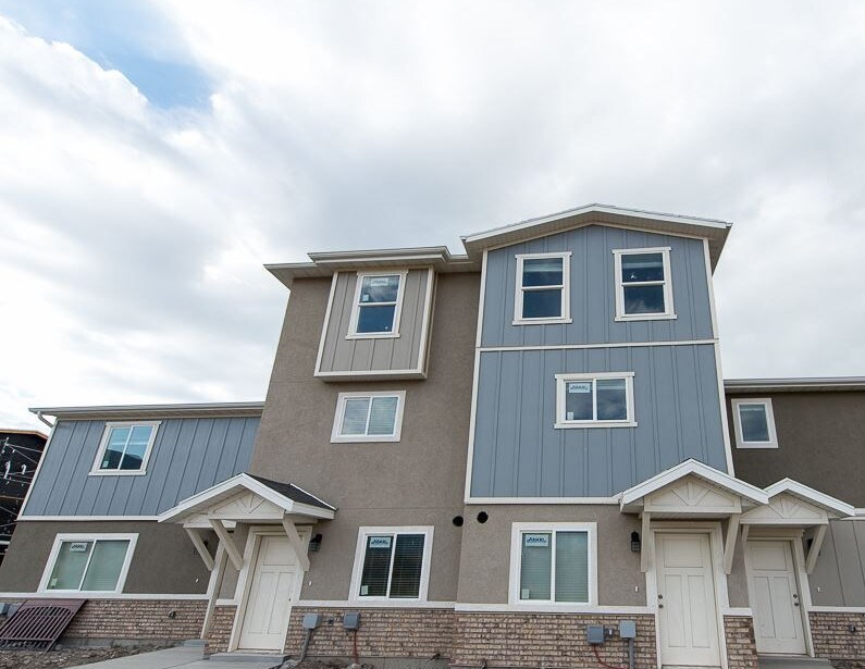 795 E 500 S, American Fork, UT 84003 Townhome Rentals in American