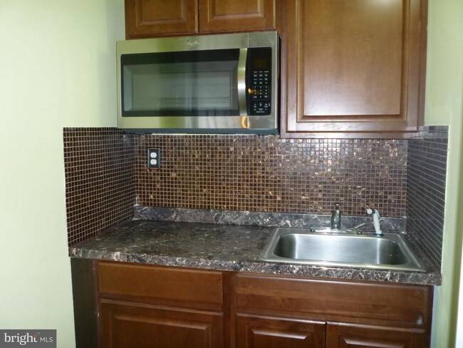 Building Photo - 3634 Eagle Ridge Dr