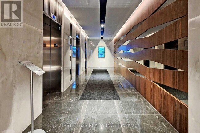 Photo du bâtiment - 19 Bathurst St