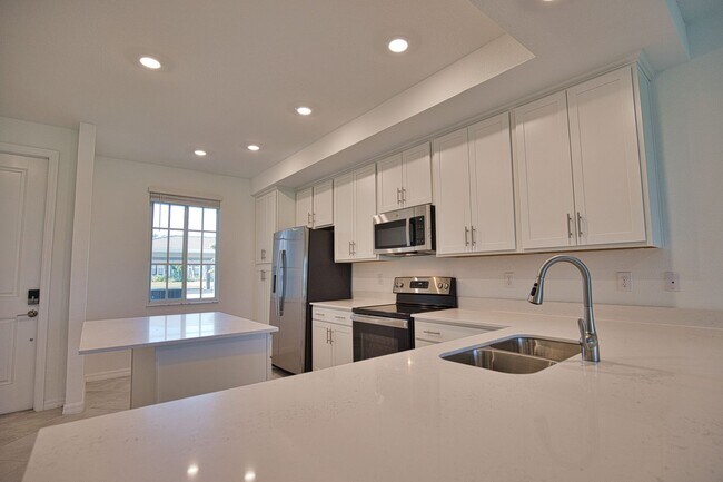 Foto del edificio - 12280 Wellen Golf St