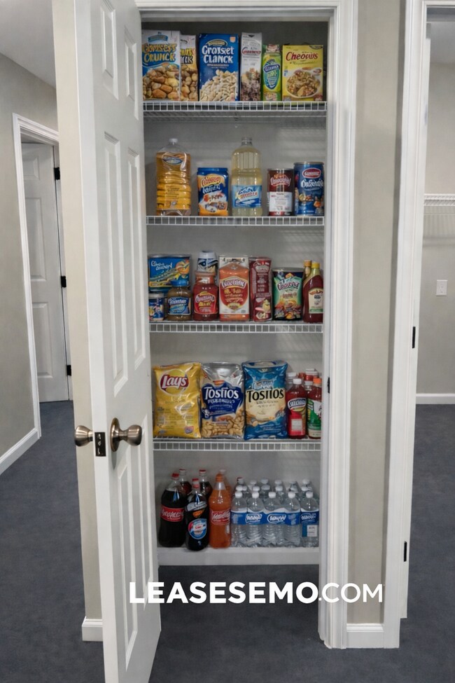 Foto del edificio - 3-bedroom Duplex