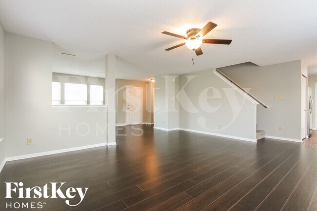 Foto del edificio - 10342 Fairmont Ln