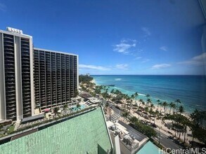 Building Photo - 2500 Kalakaua Ave