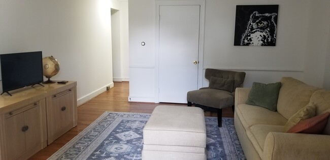 Foto del edificio - 342 Fairmont Ave, Apt #8