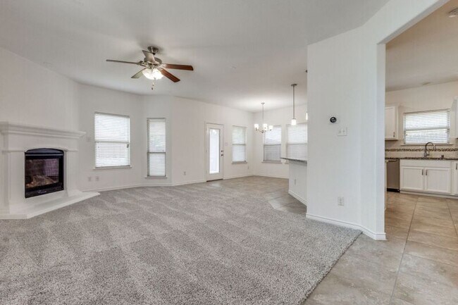 Building Photo - 9829 Timber Wolf Ln
