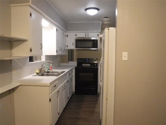 Foto del edificio - 10701 N Morningview St