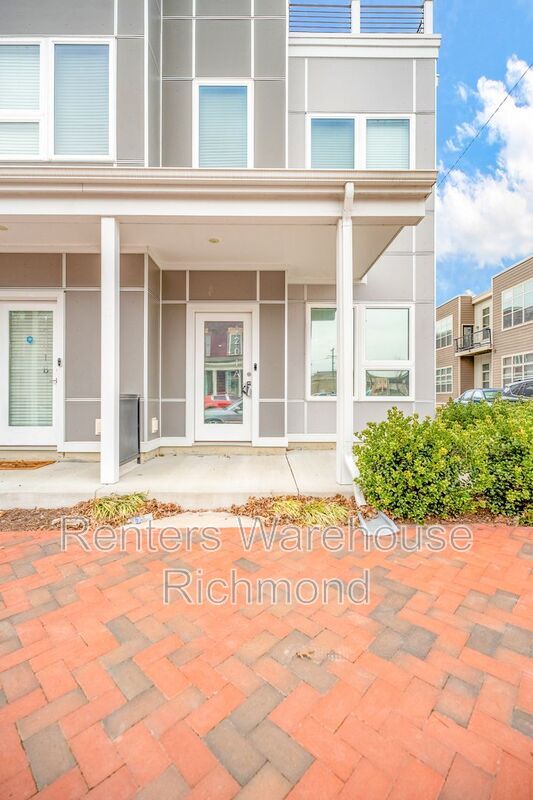 Primary Photo - 1201 Bainbridge St
