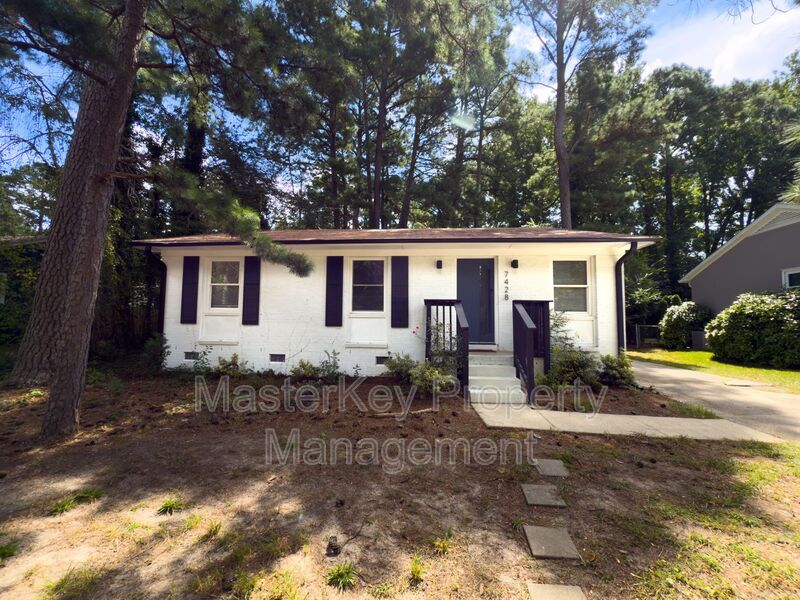 Primary Photo - 7428 Longstreet Dr