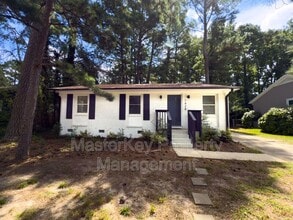 Building Photo - 7428 Longstreet Dr