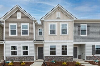 Building Photo - 5355 Arkose Dr