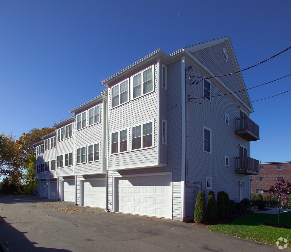 Foto principal - 397-399 Sea St