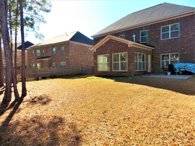 Foto del edificio - 1185 Ashland Dr